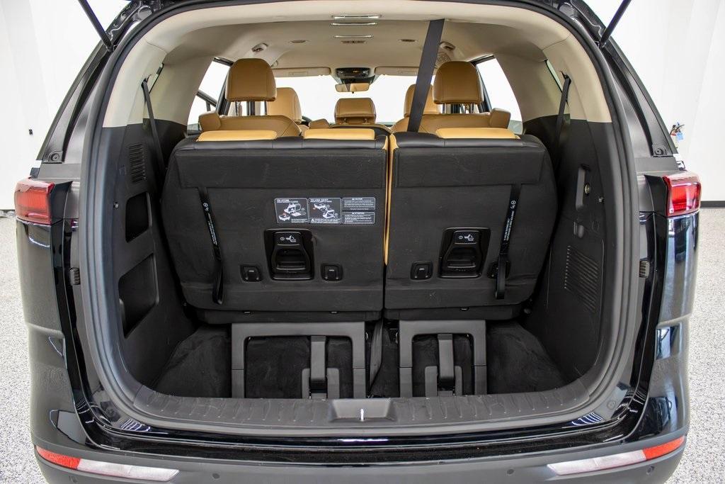 used 2022 Kia Carnival car, priced at $25,732