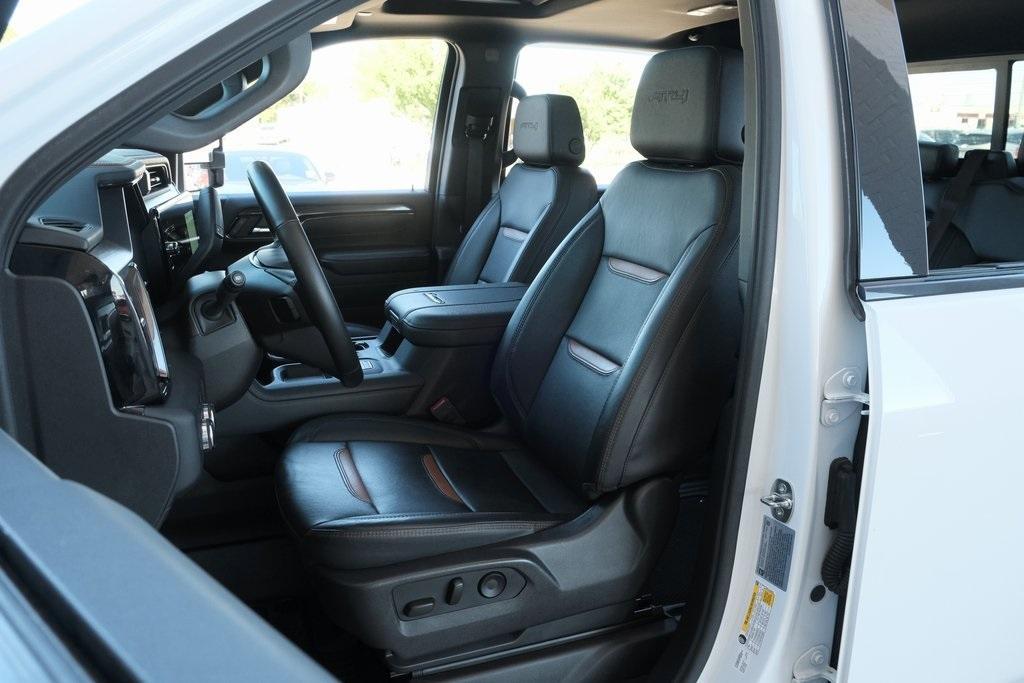 used 2024 GMC Sierra 2500 car, priced at $75,966