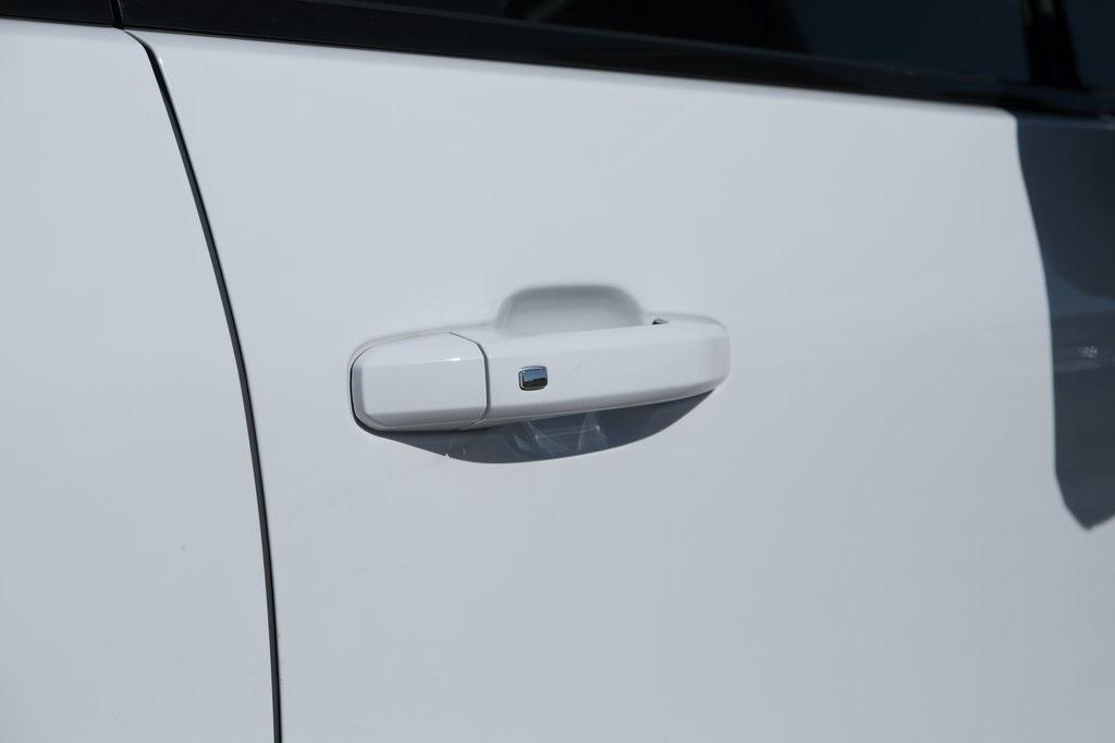 used 2024 GMC Sierra 2500 car, priced at $75,966