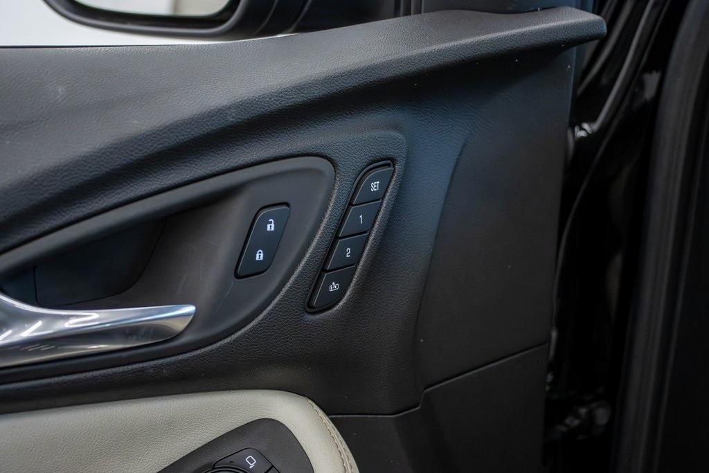 used 2024 Buick Encore GX car, priced at $26,694