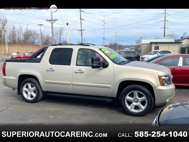 used 2008 Chevrolet Avalanche car, priced at $12,995