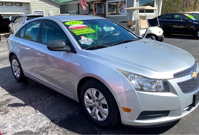 used 2013 Chevrolet Cruze car, priced at $9,995