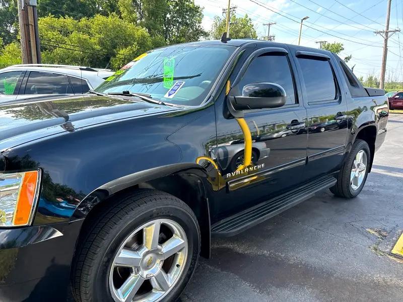 used 2011 Chevrolet Avalanche car, priced at $17,995