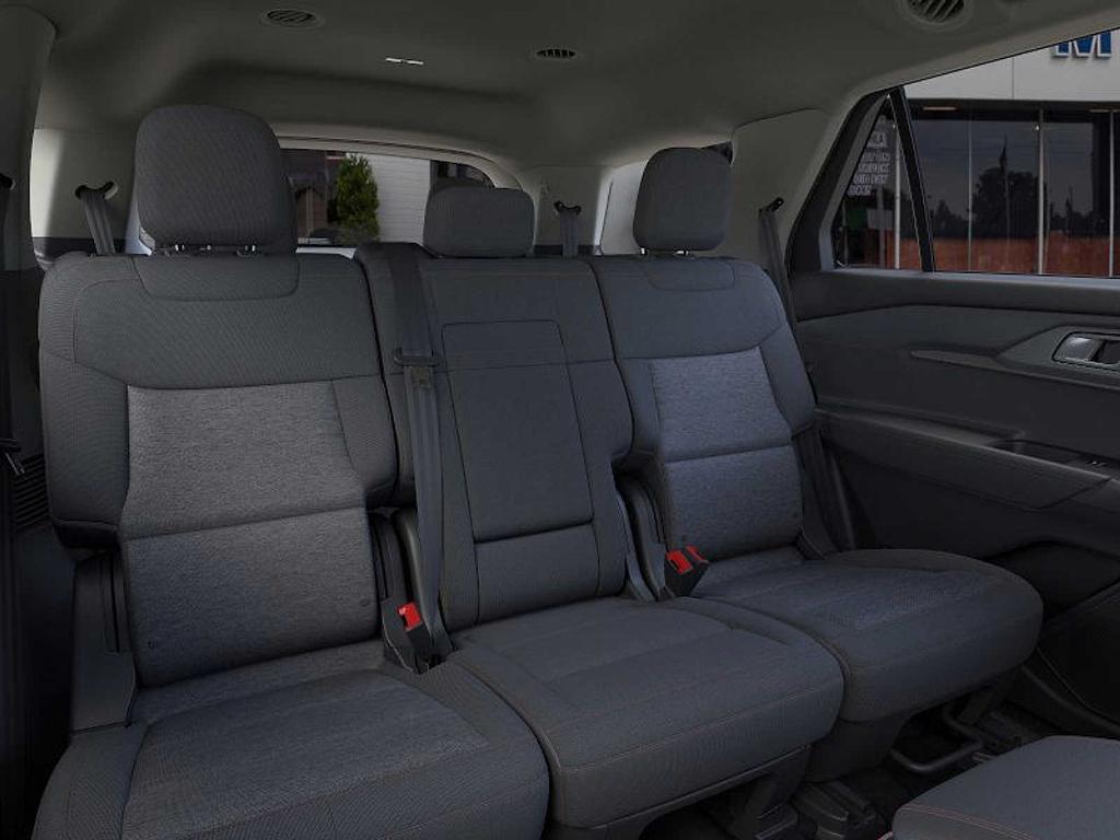 new 2025 Ford Explorer car, priced at $40,087