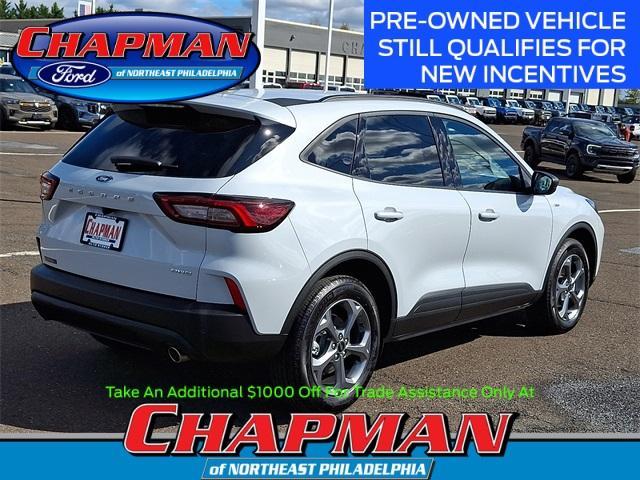 new 2025 Ford Escape car, priced at $24,433
