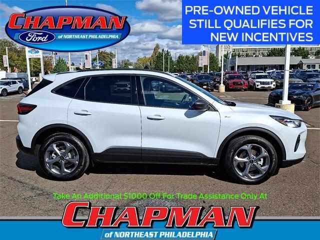 new 2025 Ford Escape car, priced at $24,433