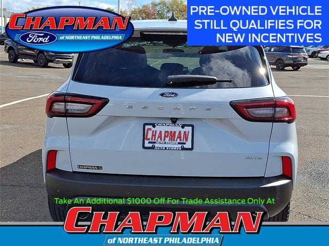 new 2025 Ford Escape car, priced at $24,433