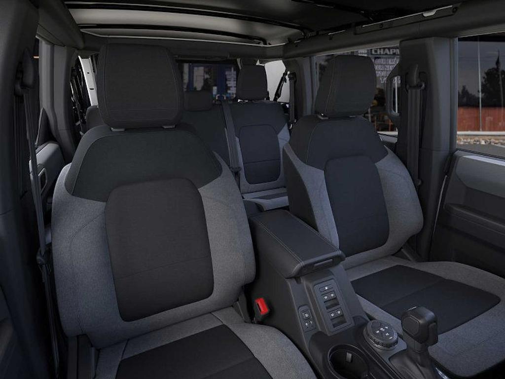 new 2025 Ford Bronco car, priced at $41,901