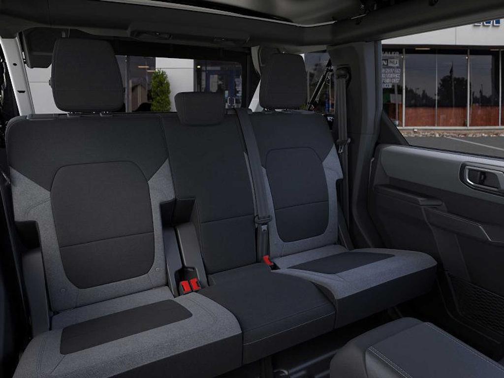 new 2025 Ford Bronco car, priced at $41,901