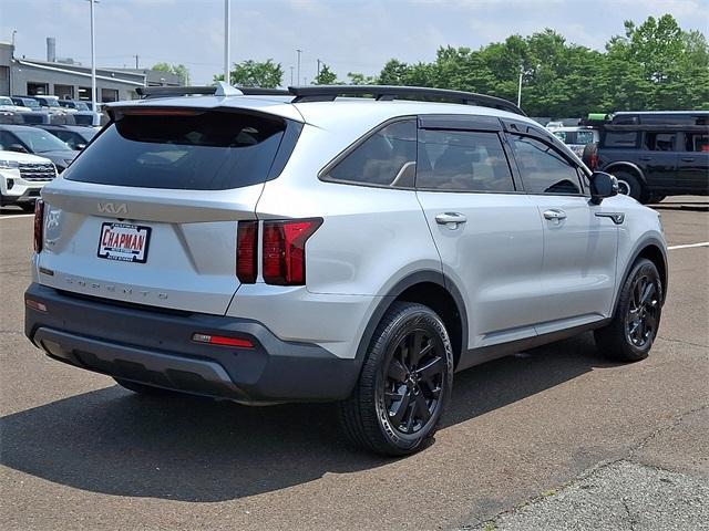 used 2022 Kia Sorento car, priced at $28,434