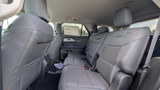 new 2025 Ford Explorer car, priced at $39,231