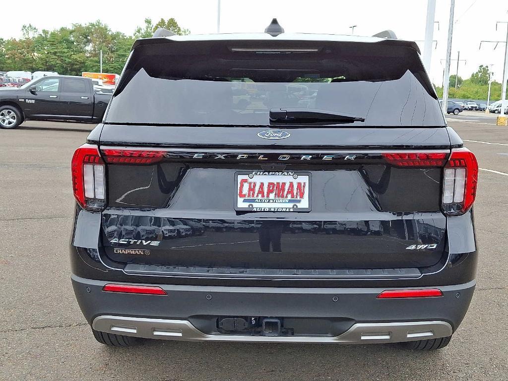 used 2025 Ford Explorer car, priced at $43,999