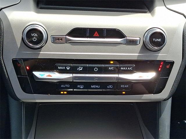 used 2023 Ford Explorer car, priced at $35,068