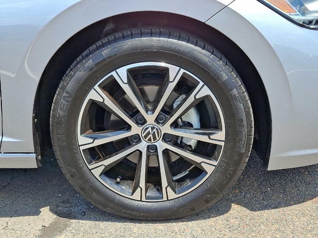 used 2024 Volkswagen Jetta car, priced at $22,123