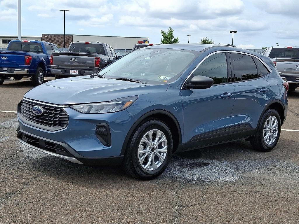 used 2023 Ford Escape car, priced at $22,874