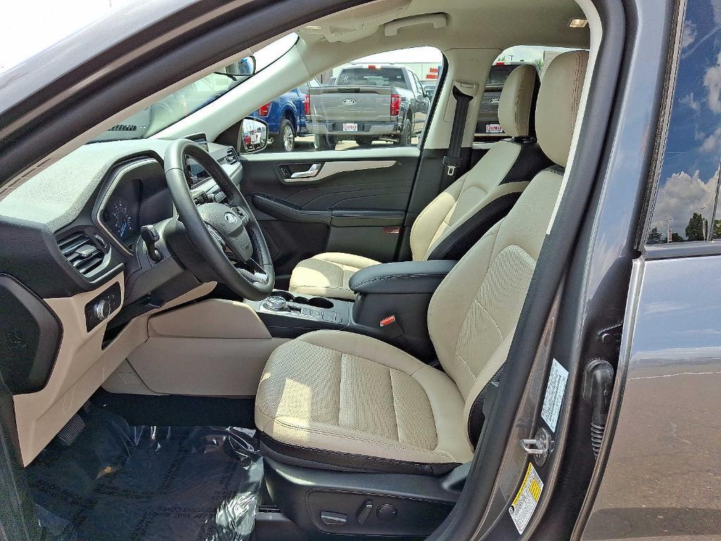 used 2022 Ford Escape car, priced at $22,996