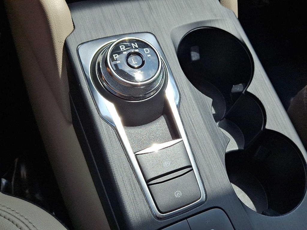 used 2022 Ford Escape car, priced at $22,996