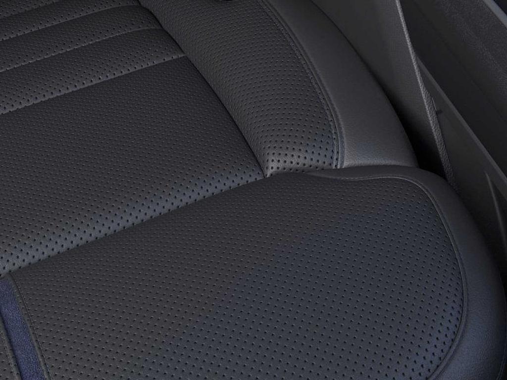 new 2025 Ford F-150 car, priced at $77,574