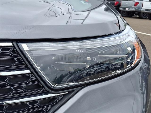 used 2022 Ford Explorer car, priced at $29,413