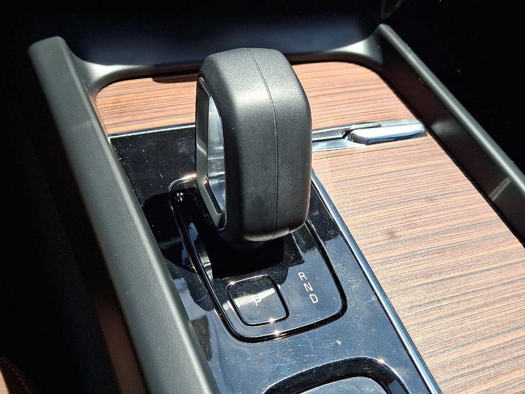 used 2023 Volvo XC60 car, priced at $32,648