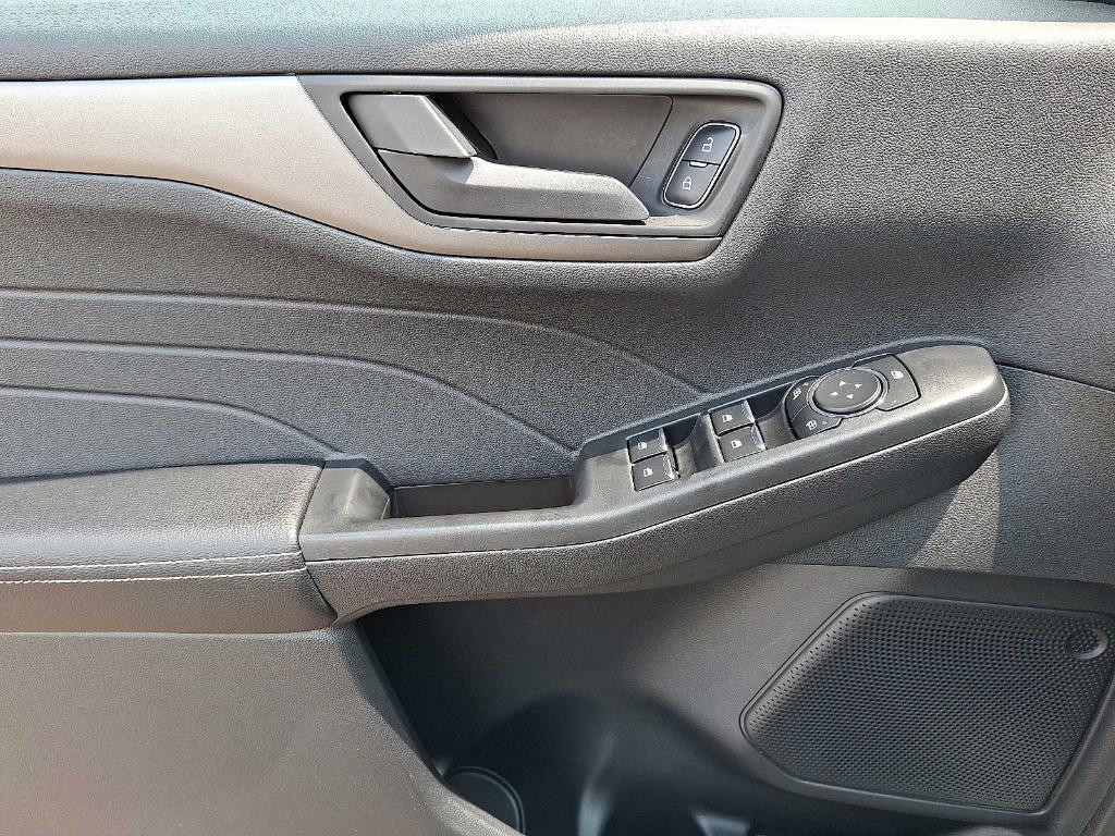 new 2025 Ford Escape car, priced at $22,299
