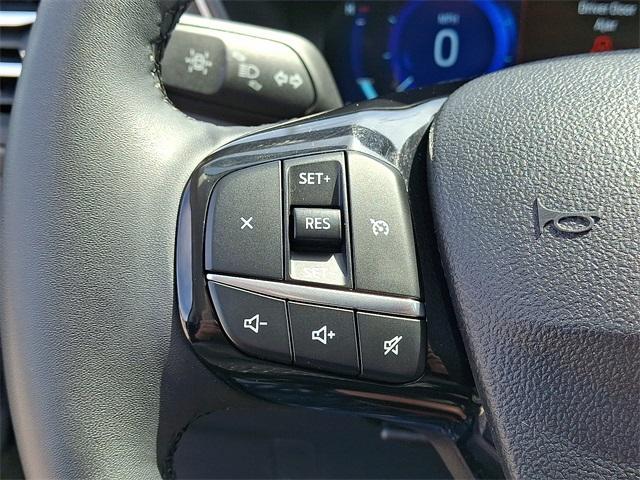 used 2022 Ford Escape car, priced at $25,252
