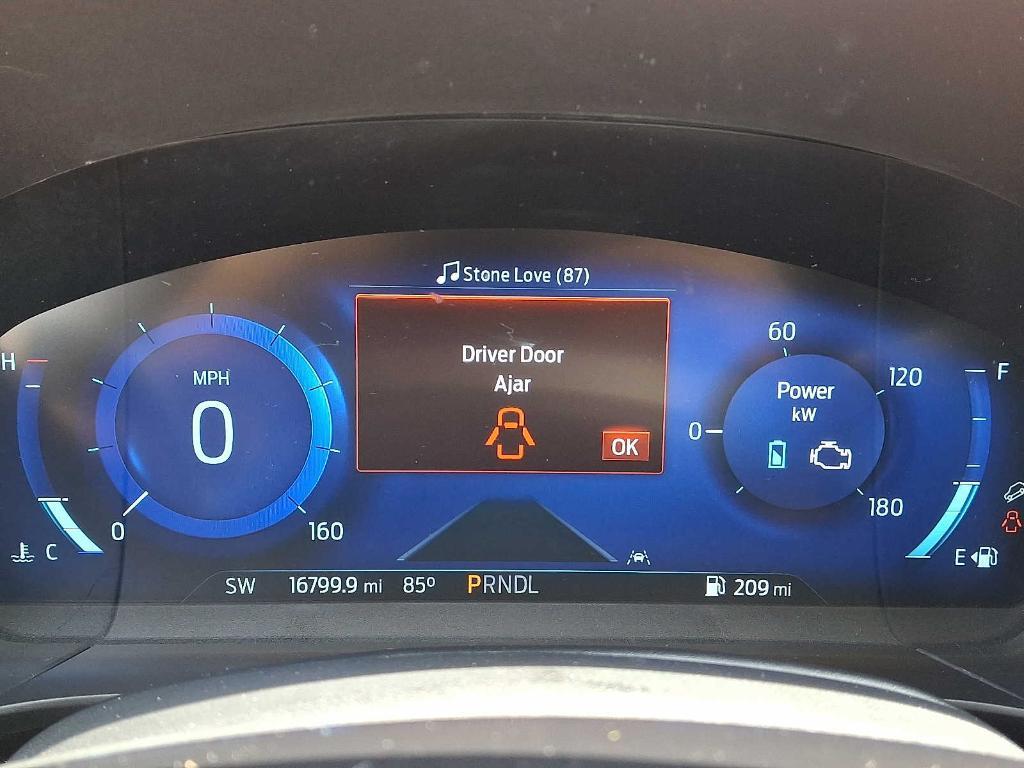 used 2022 Ford Escape car, priced at $22,200