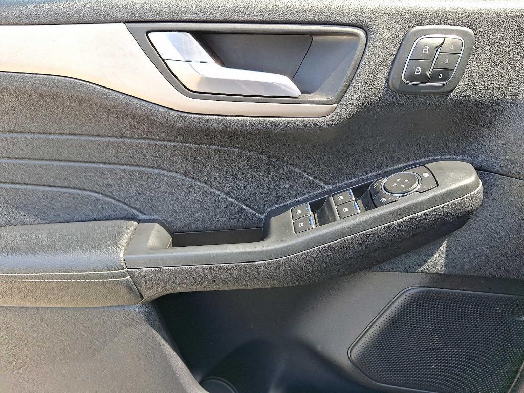 used 2022 Ford Escape car, priced at $22,200