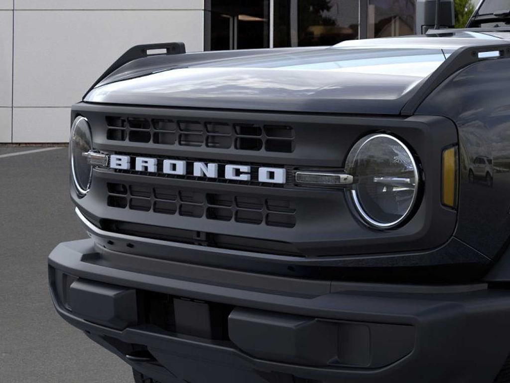 new 2025 Ford Bronco car, priced at $40,360