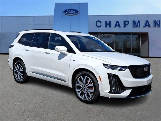 used 2023 Cadillac XT6 car, priced at $30,557