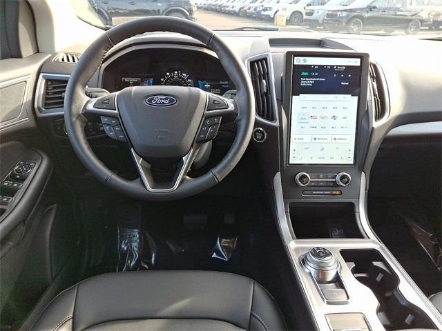 new 2024 Ford Edge car, priced at $30,967