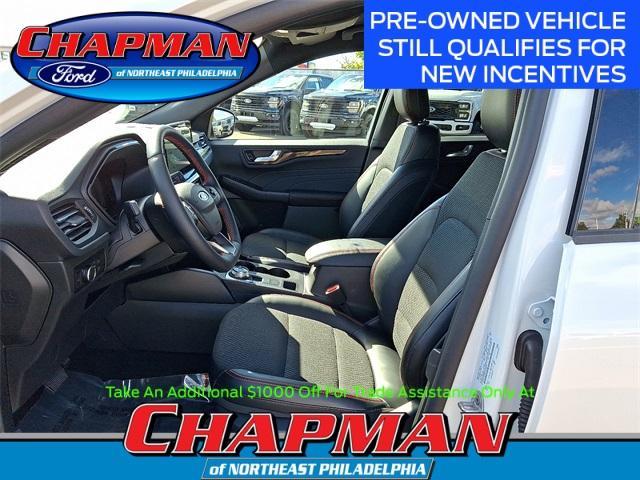new 2025 Ford Escape car, priced at $26,181