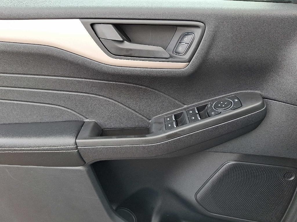 used 2022 Ford Escape car, priced at $21,363