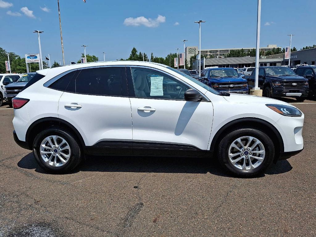 used 2022 Ford Escape car, priced at $21,999