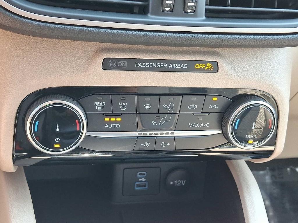 used 2022 Ford Escape car, priced at $21,999