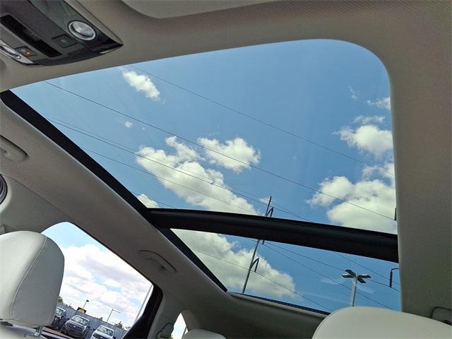 used 2022 Kia Sorento car, priced at $29,799