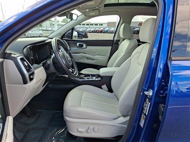 used 2022 Kia Sorento car, priced at $29,799
