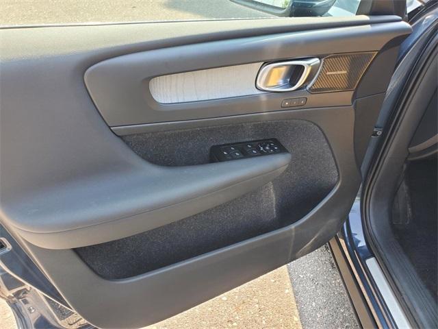 used 2022 Volvo XC40 car, priced at $32,370