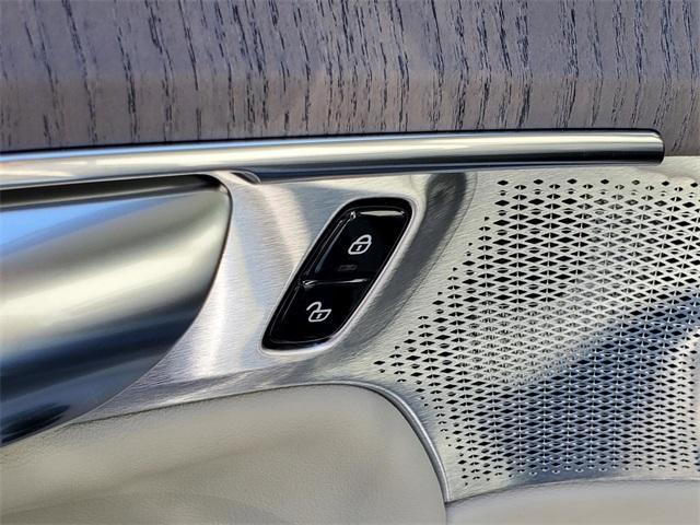 new 2026 Volvo XC90 car, priced at $76,650