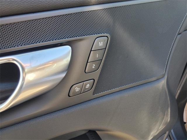 new 2026 Volvo XC60 car, priced at $54,985