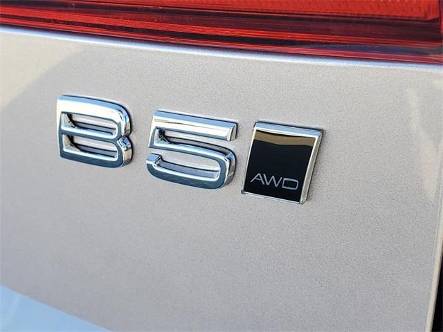 new 2026 Volvo XC60 car, priced at $54,985