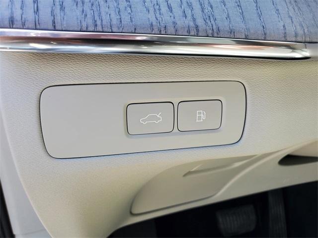 used 2025 Volvo XC90 Plug-In Hybrid car, priced at $76,589