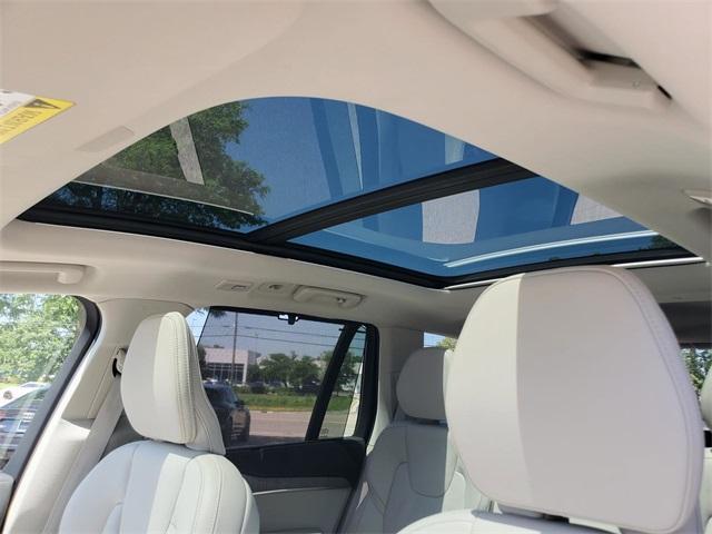 used 2025 Volvo XC90 Plug-In Hybrid car, priced at $76,589