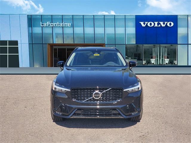 new 2025 Volvo XC60 car, priced at $60,660