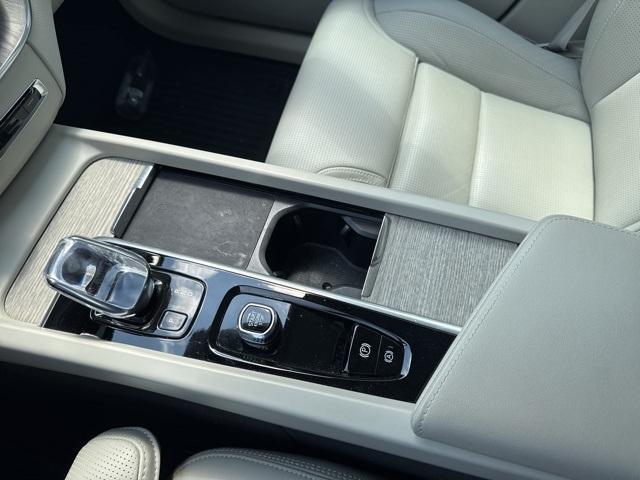 used 2022 Volvo XC60 car, priced at $39,845