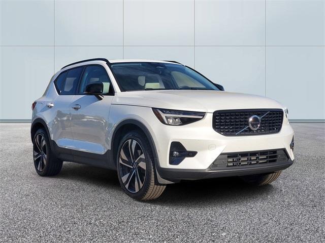used 2023 Volvo XC40 car, priced at $31,500