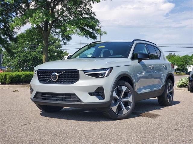 new 2026 Volvo XC40 car, priced at $50,150