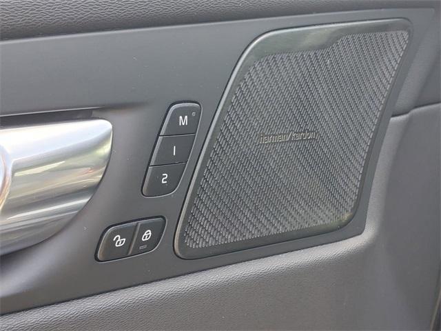 used 2022 Volvo XC60 car, priced at $39,000