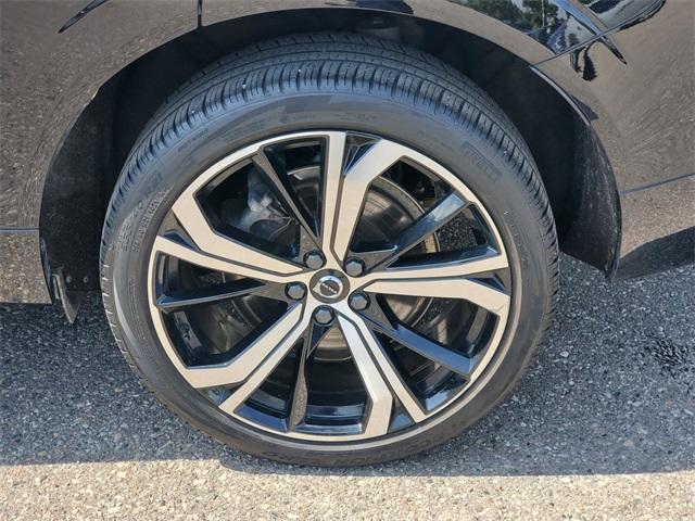 used 2022 Volvo XC60 car, priced at $39,000
