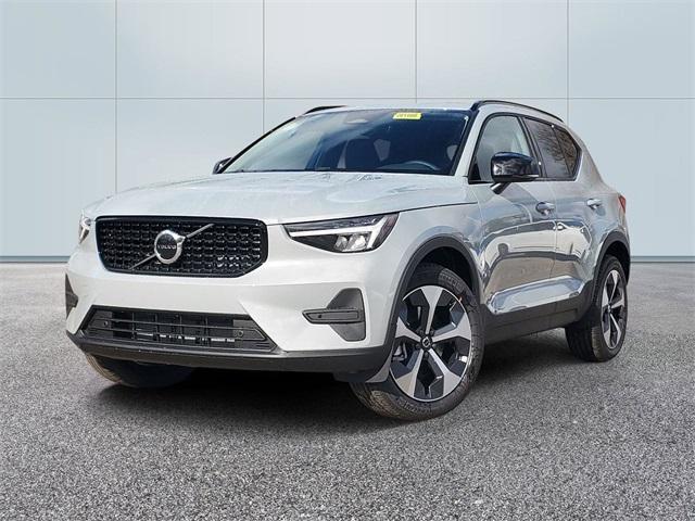 new 2026 Volvo XC40 car, priced at $46,000
